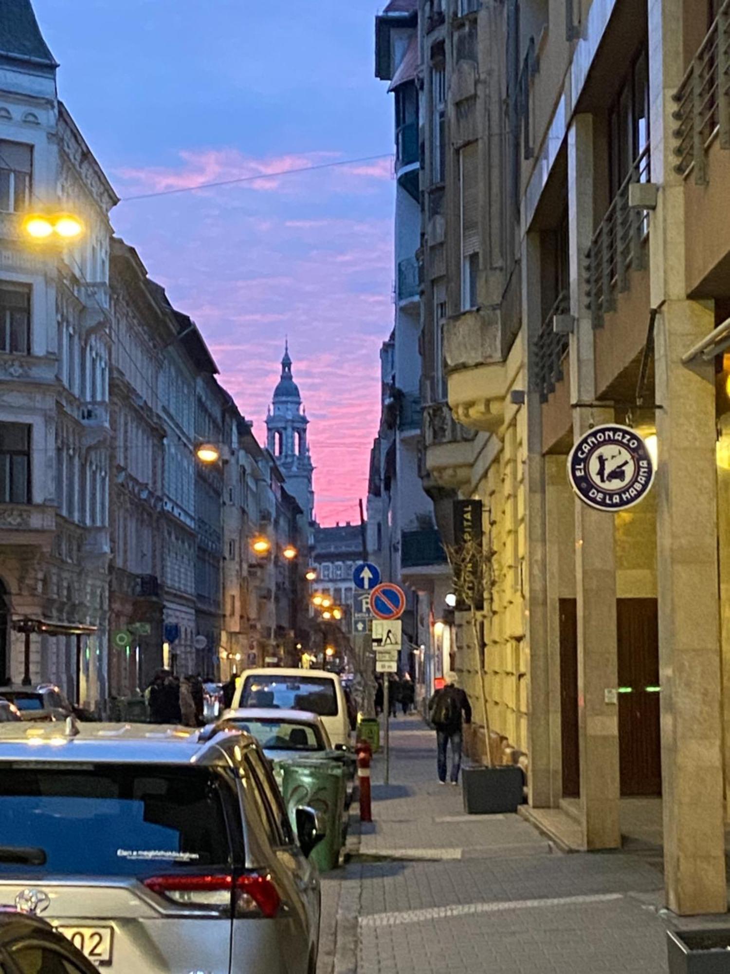 Downtown Lair Budapeste Exterior foto